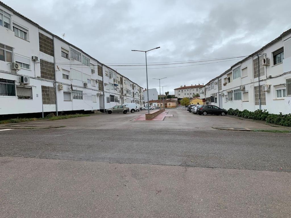 Cuentame: Equipped With Easy Parking And Access Apartment *