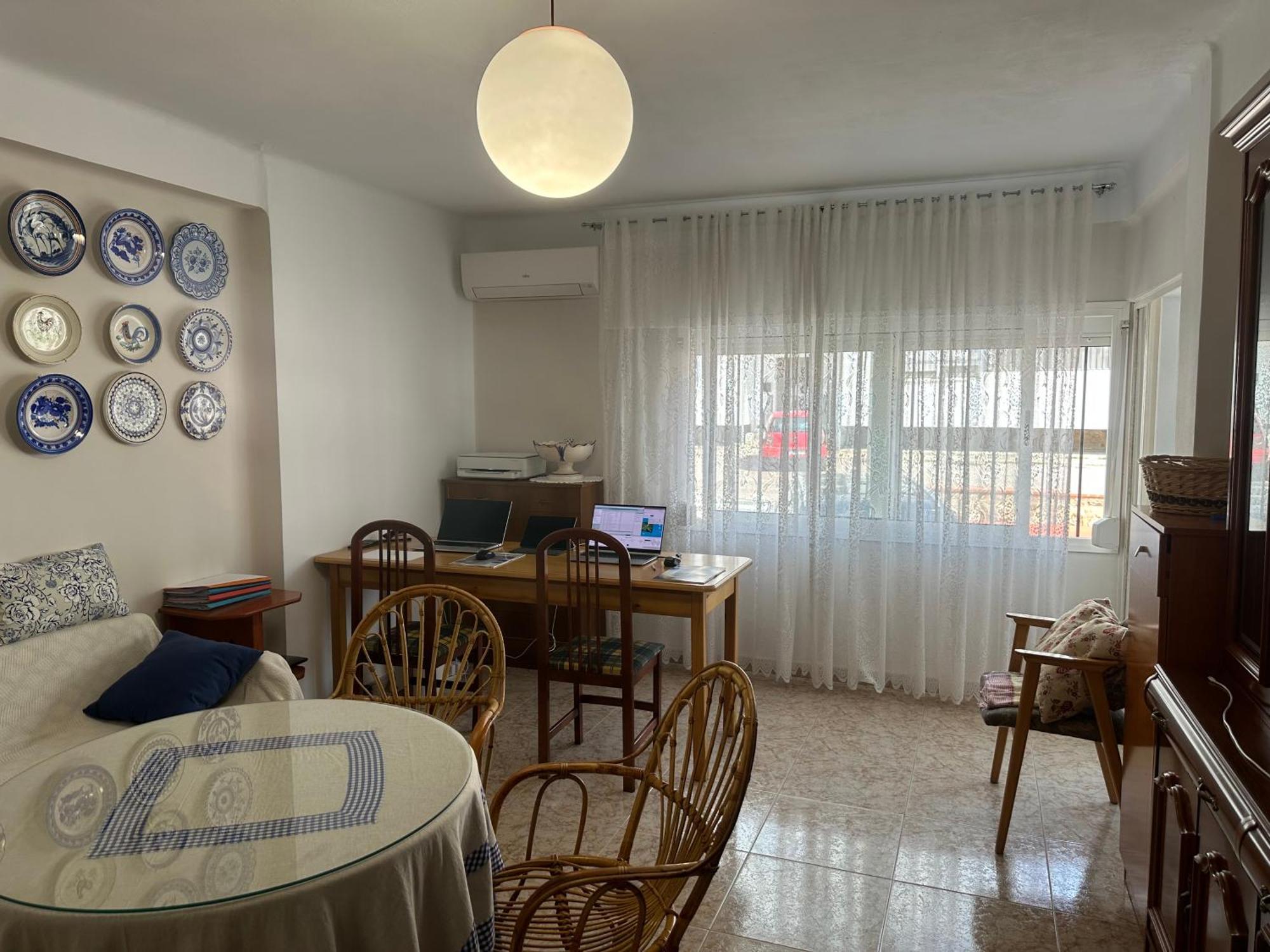 Apartment Cuentame: Equipped With Easy Parking And Access